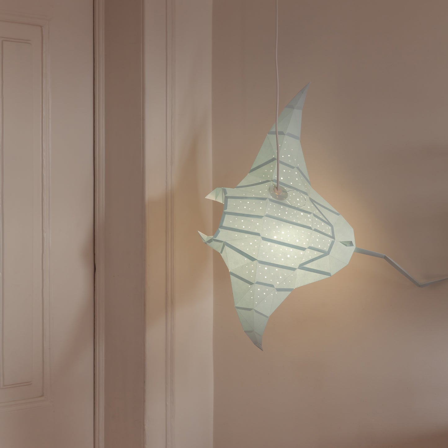 Owl Paper Lamps - Manta Ray